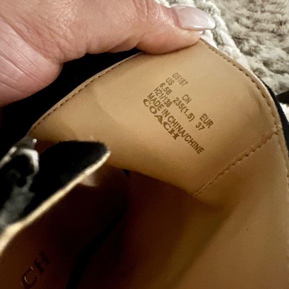 Coach Heels - Picture 5 of 10